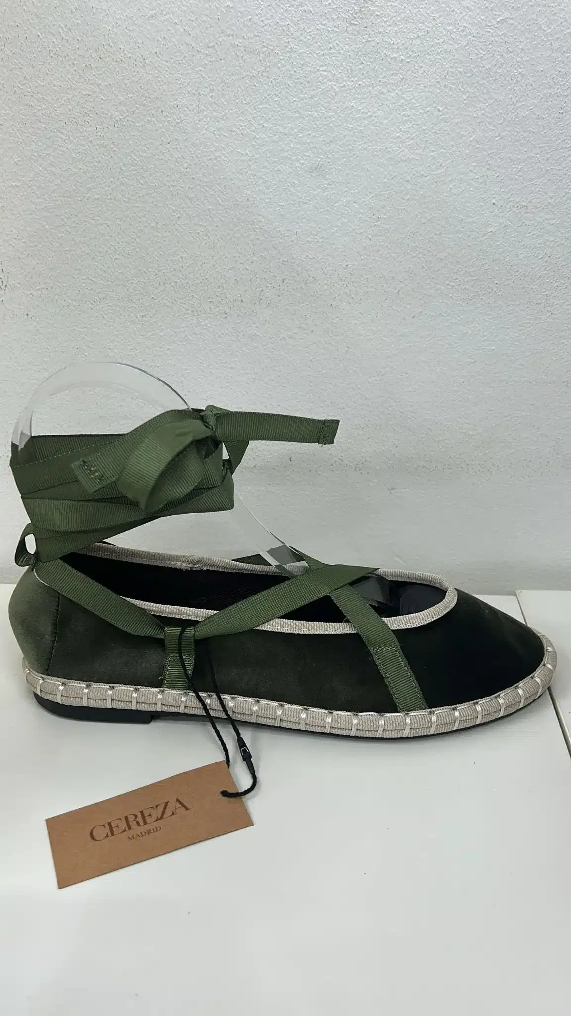 BAILARINAS TERCIOPELO VERDE - Imagen 1