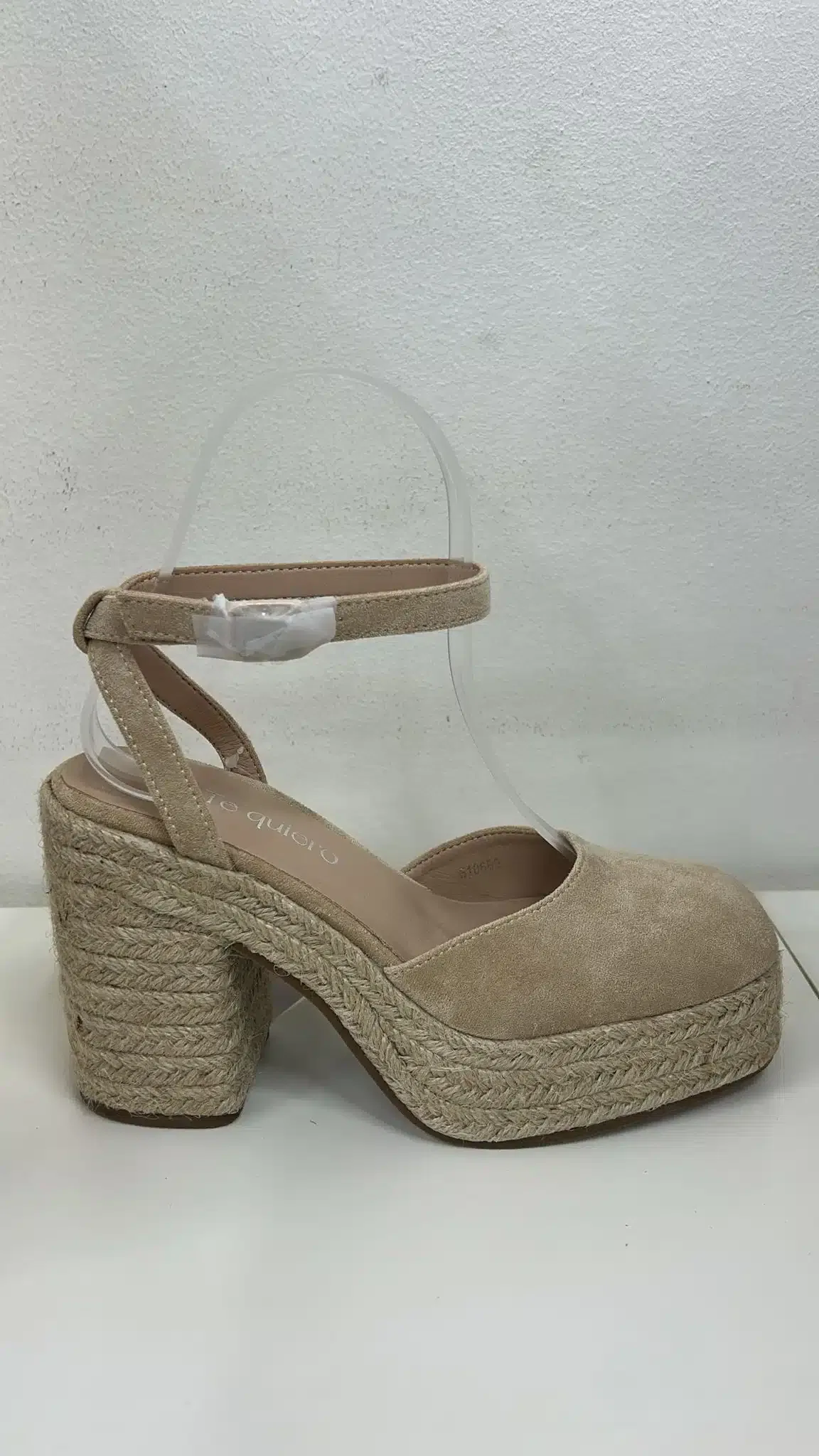 SANDALIA PLATAFORMA BEIGE - Imagen 1