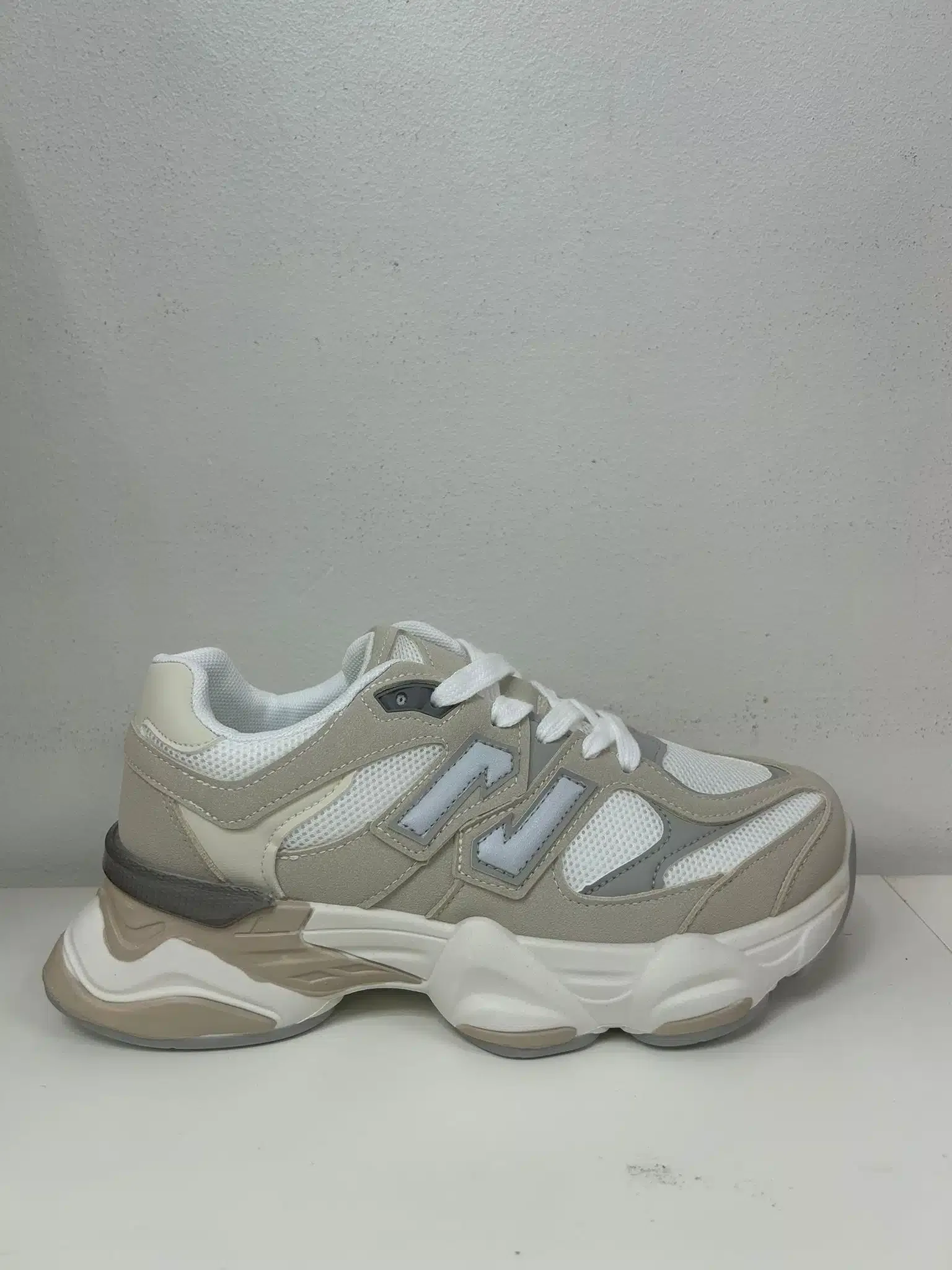NEW BALANCE BLANCO BEIGE - Imagen 1