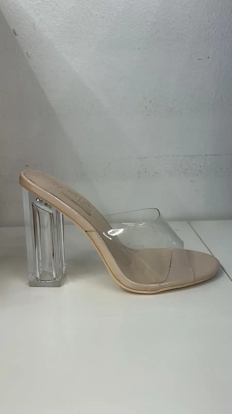 TACON TRANSPARENTE ANCHO - Imagen 1