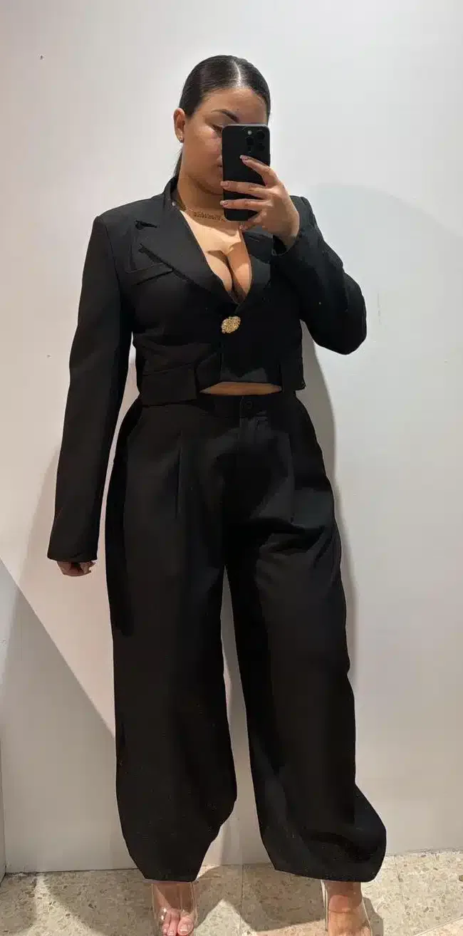 TRAJE PUÑO - Imagen 1