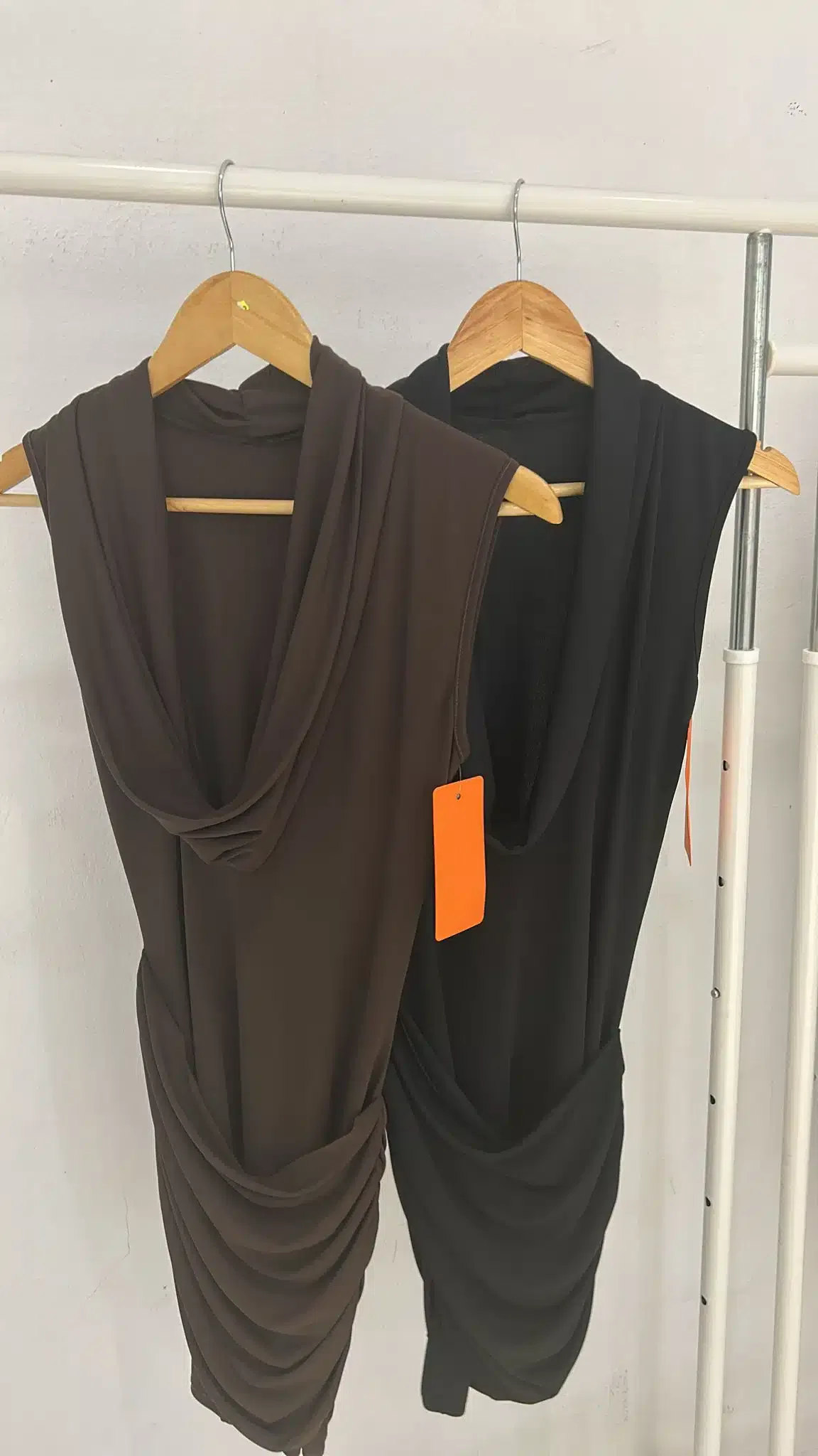 VESTIDO FRUNCIDO CASCADA - Imagen 2