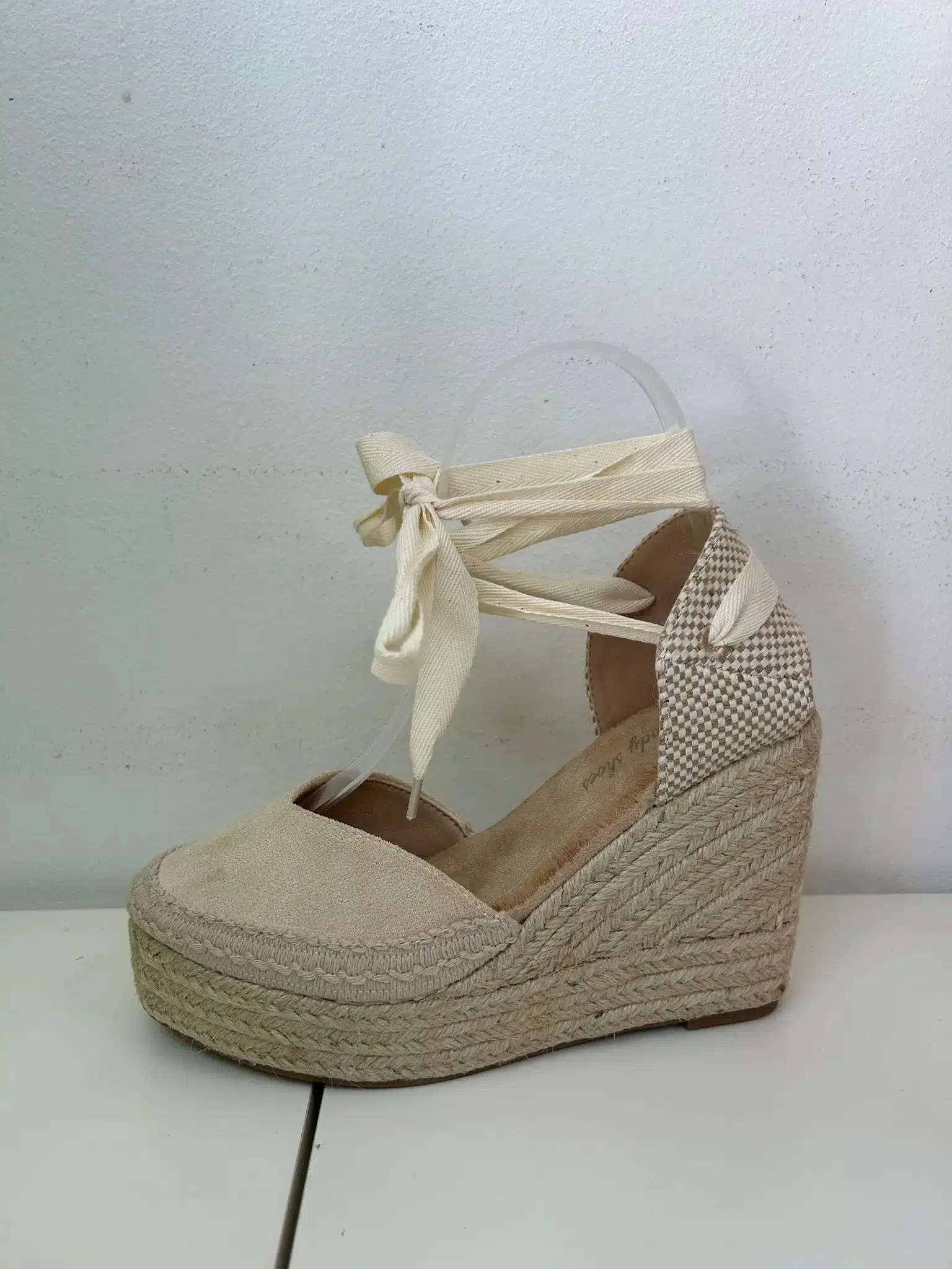 ESPARTO FILO BORDADO BEIGE - Imagen 1