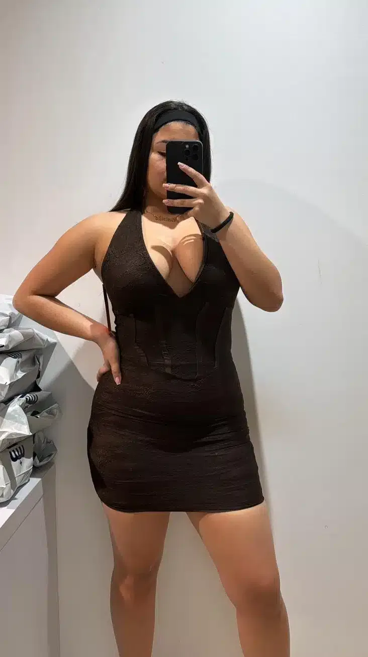 VESTIDO CORSÉ ENCAJE CORTO - Imagen 1