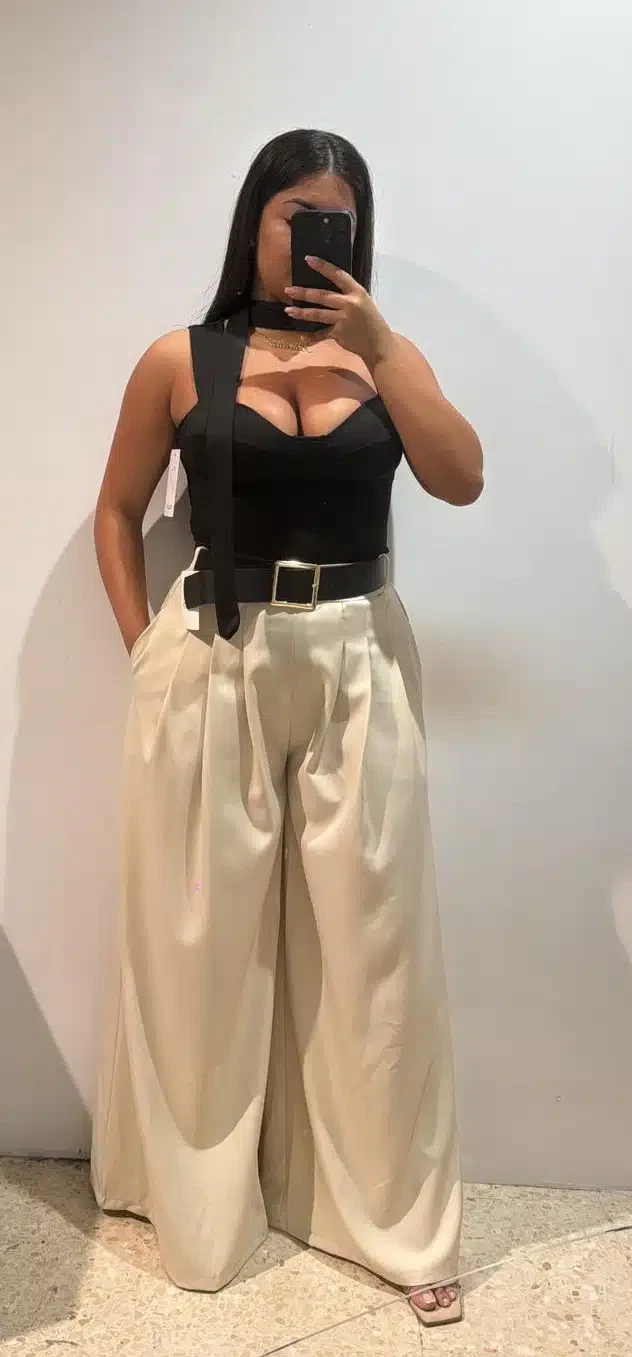 WhatsApp Image 2026-04-07 at 17.26.45 PANTALON PINZA ANCHO - Imagen 1