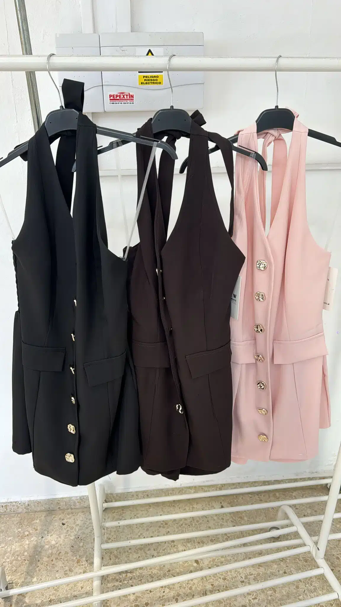 MONO HALTER BOTONES - Imagen 2