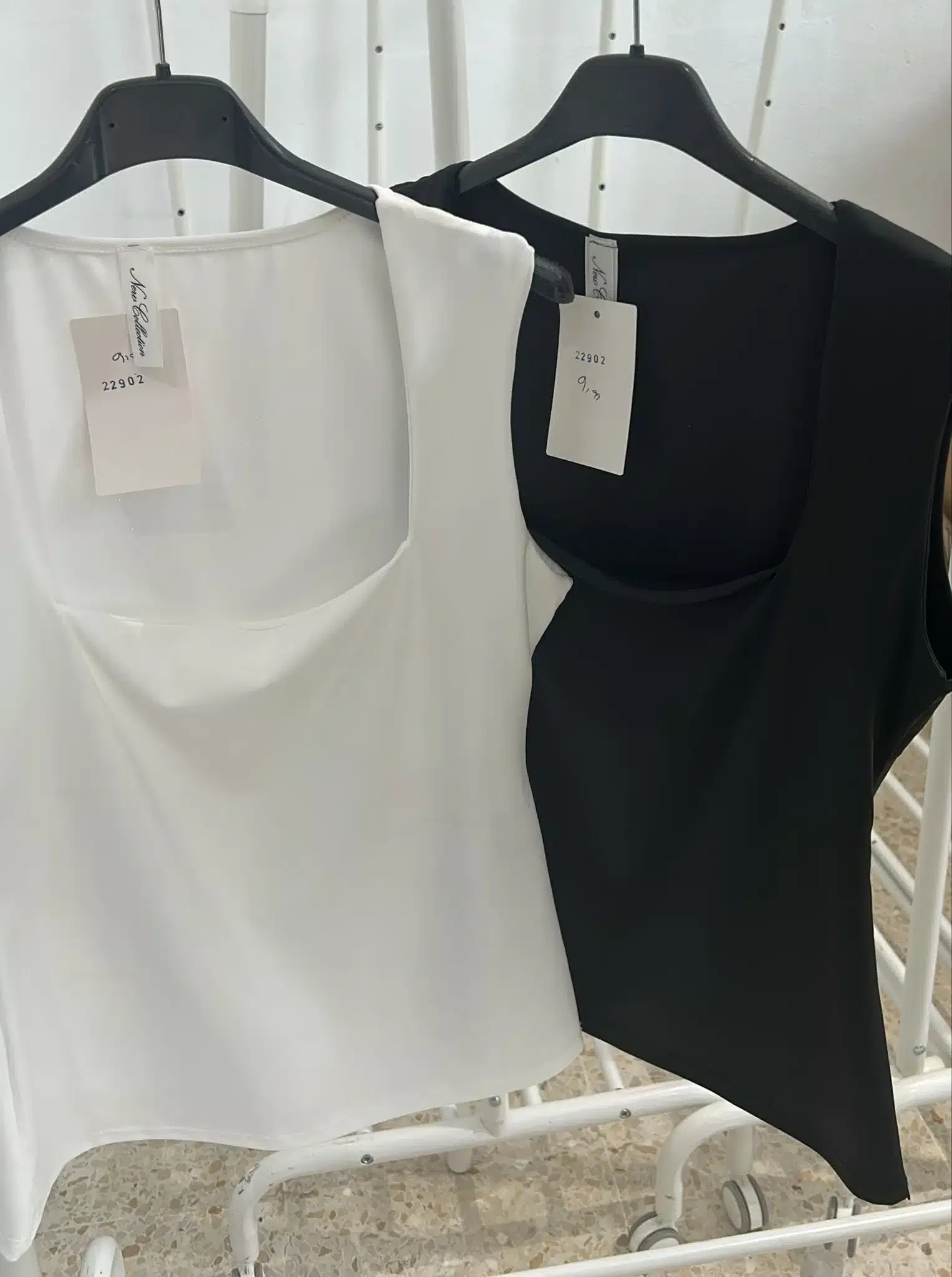 CAMISETA TIRANTE ESCOTE CUADRADO - Imagen 2