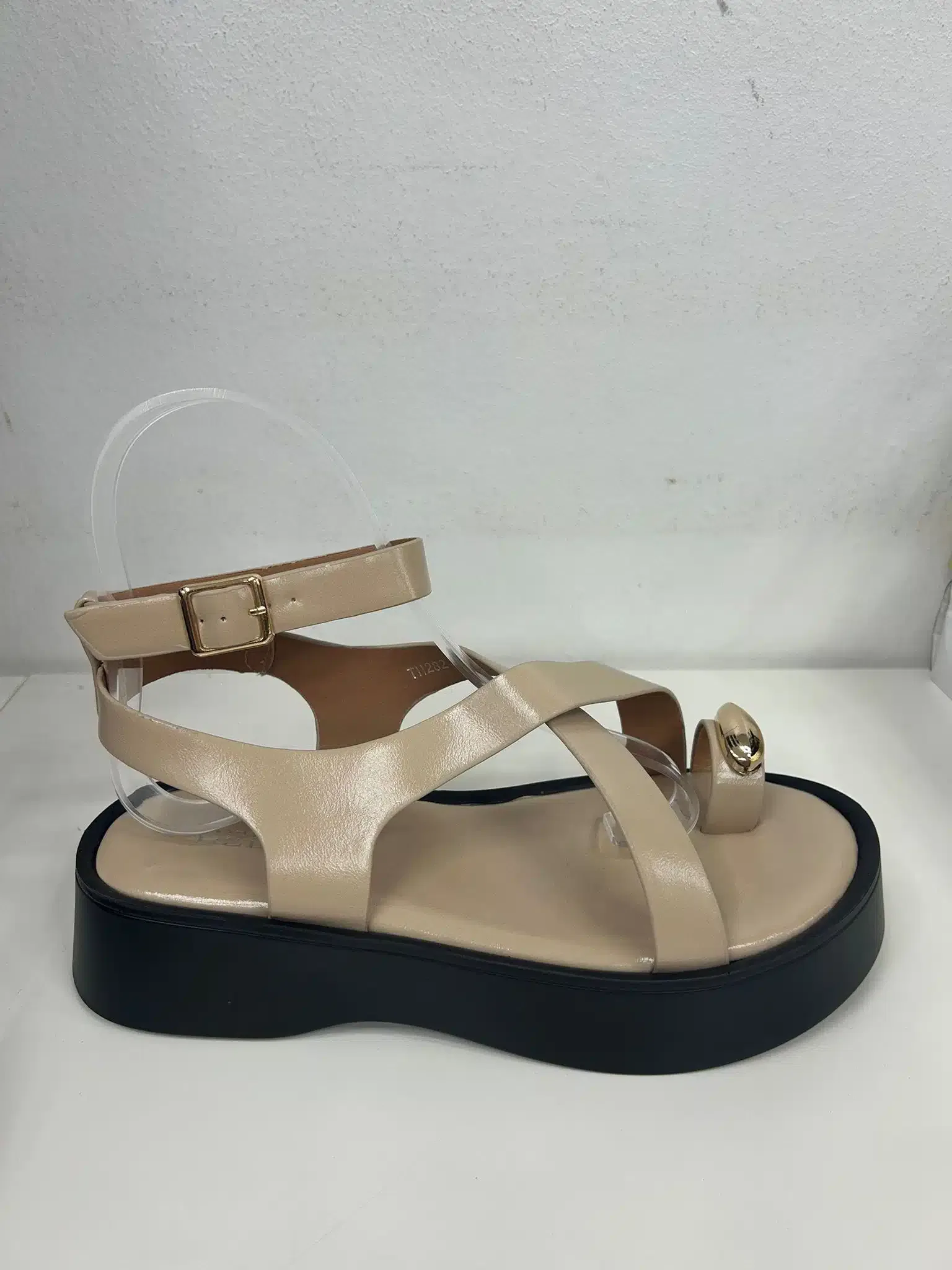 SANDALIA ROMANA ANILLO LOW BEIGE - Imagen 1