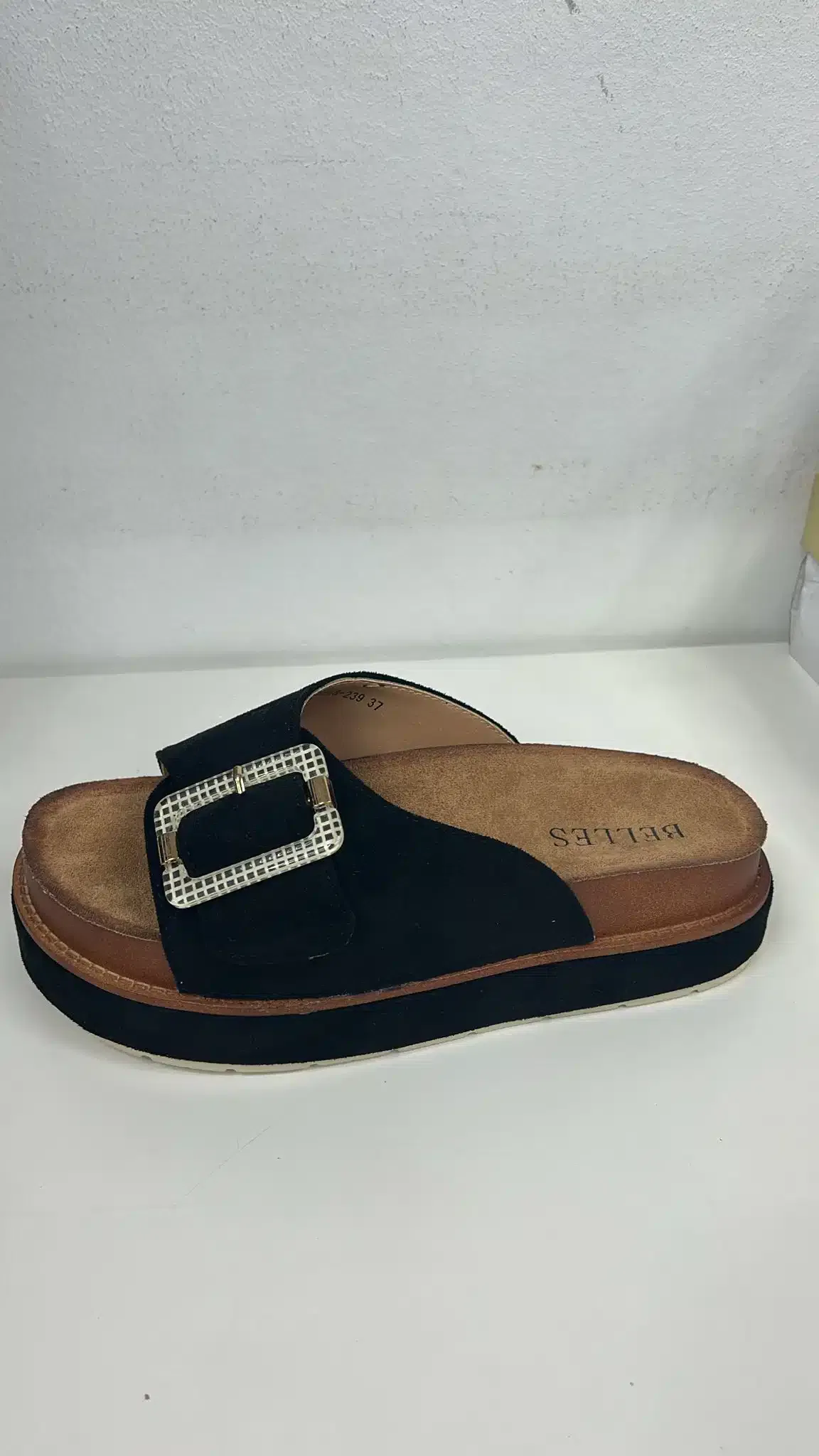 SANDALIA BIO HEBILLA NEGRA - Imagen 1