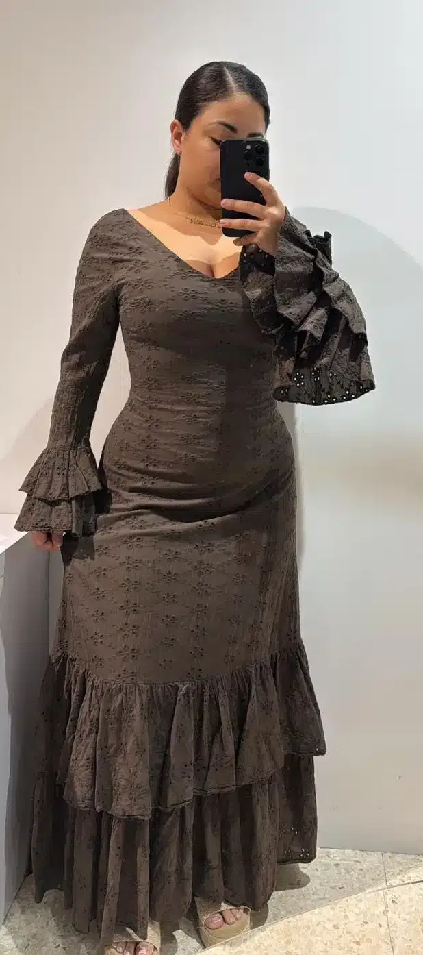 BATA PERFORADA - Imagen 1