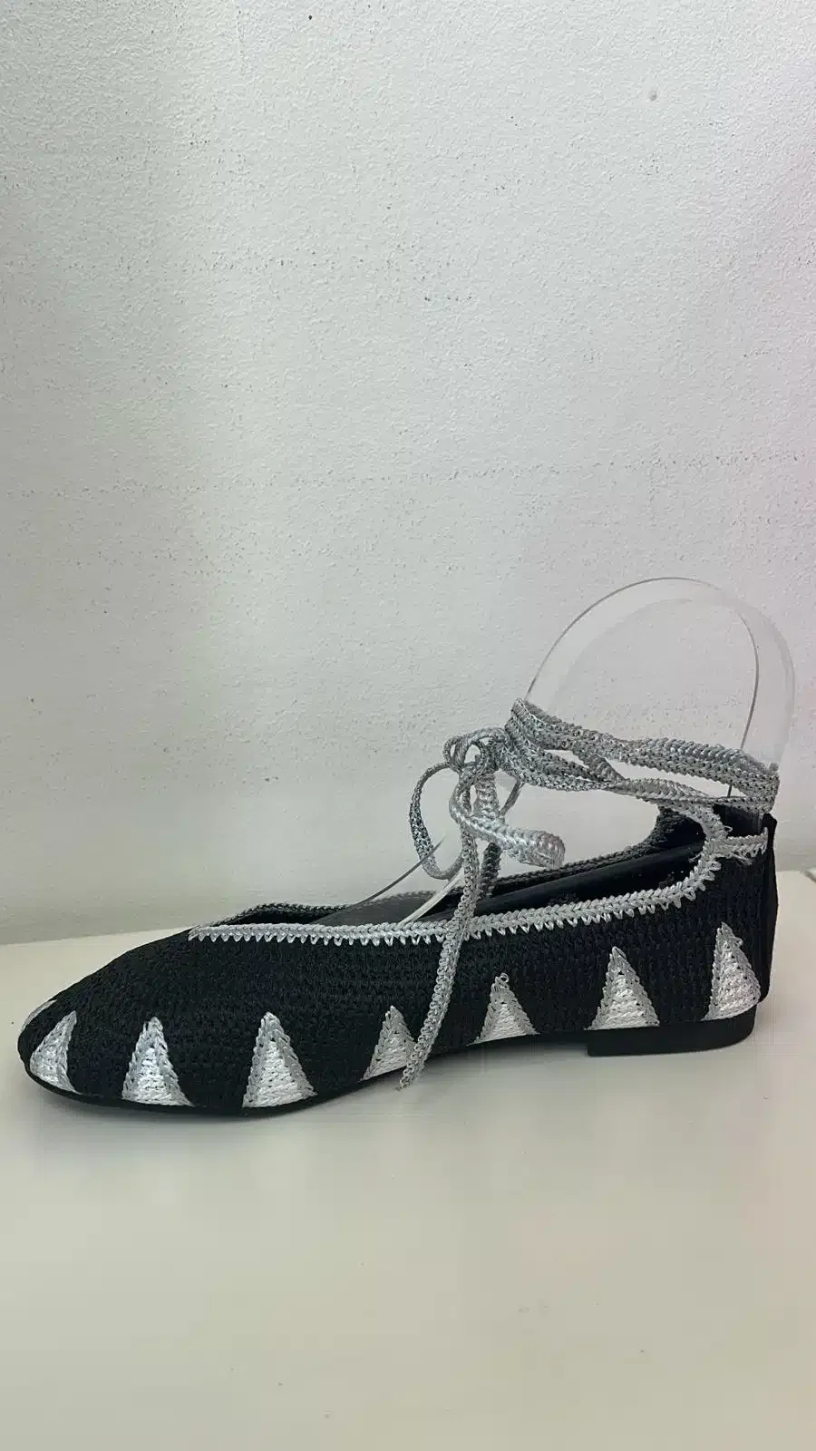 MERCEDITAS TRIANGULO NEGRAS - Imagen 1