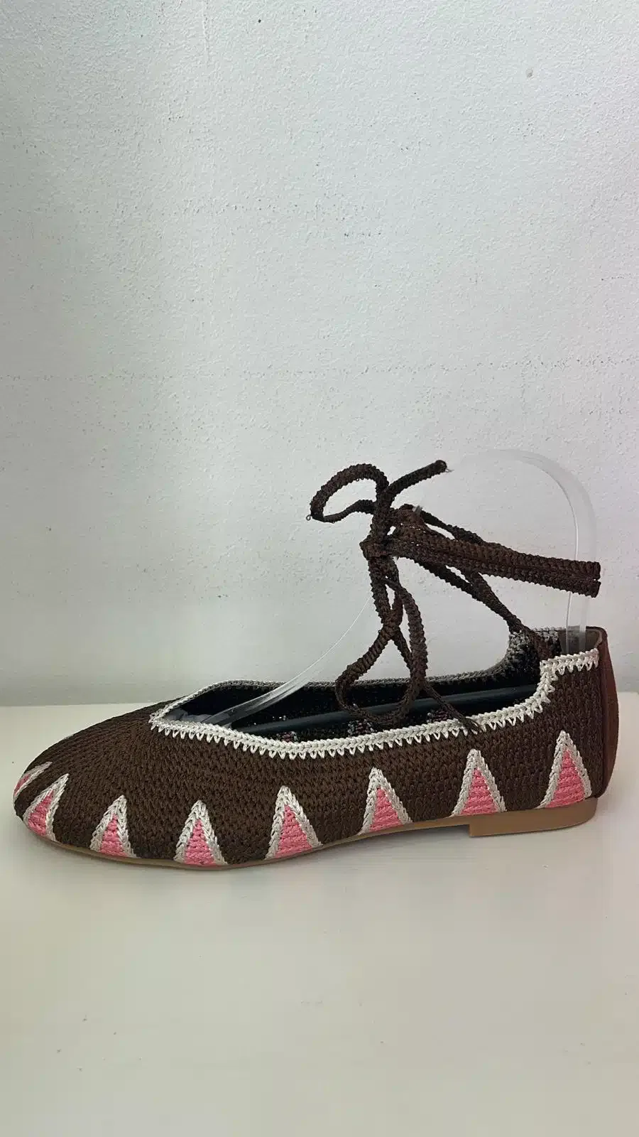 MERCEDITAS TRIANGULO MARRON - Imagen 1