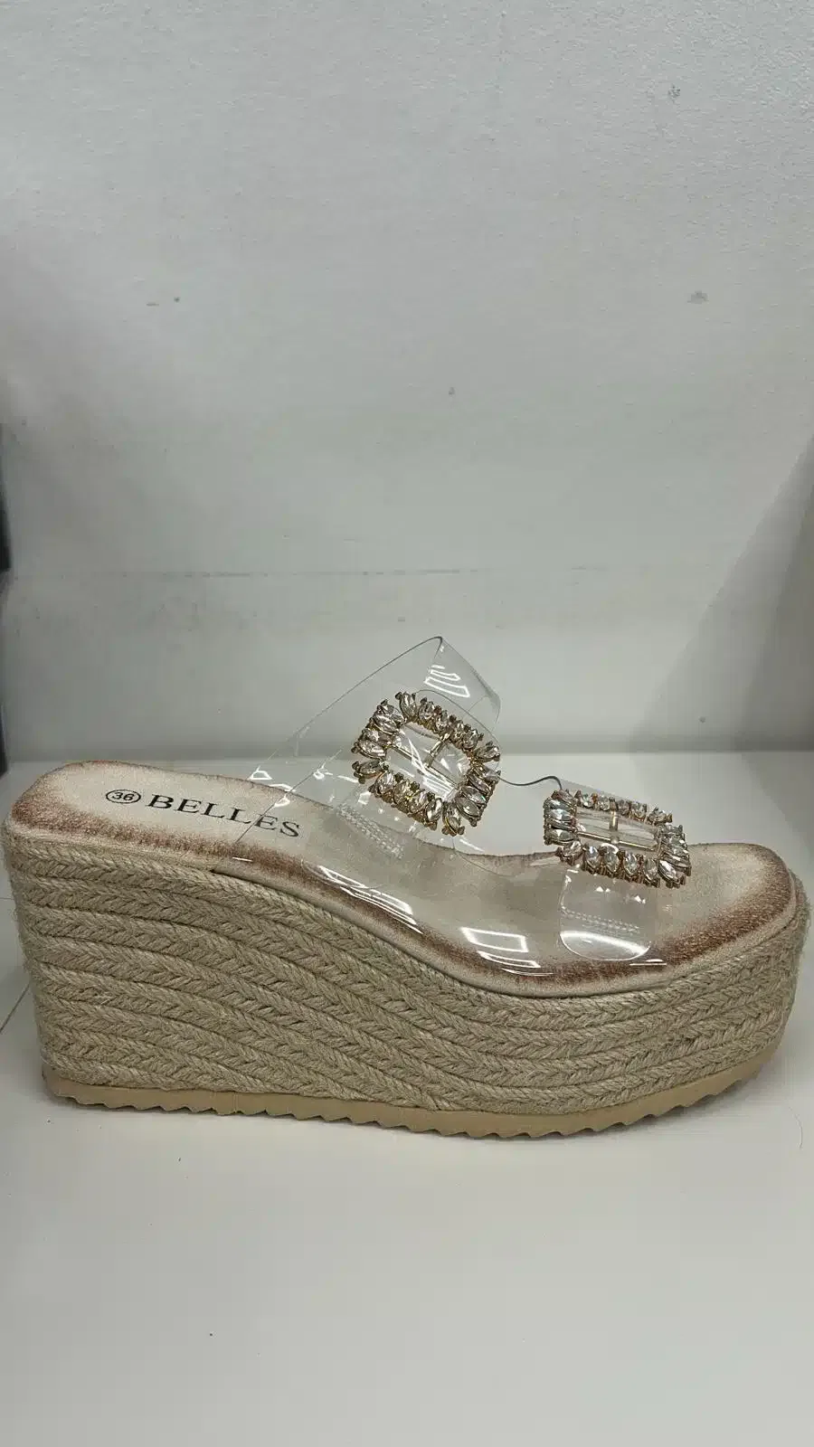 WhatsApp Image 2026-05-18 at 17.51.07 SANDALIA TRANSPARENTE 2 HEBILLAS - Imagen 1