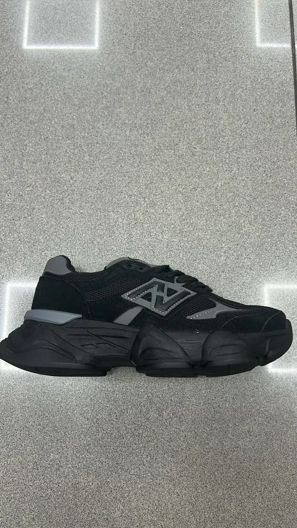 WhatsApp Image 2026-05-20 at 15.15.08 NEW BALANCE NEGRA - Imagen 1