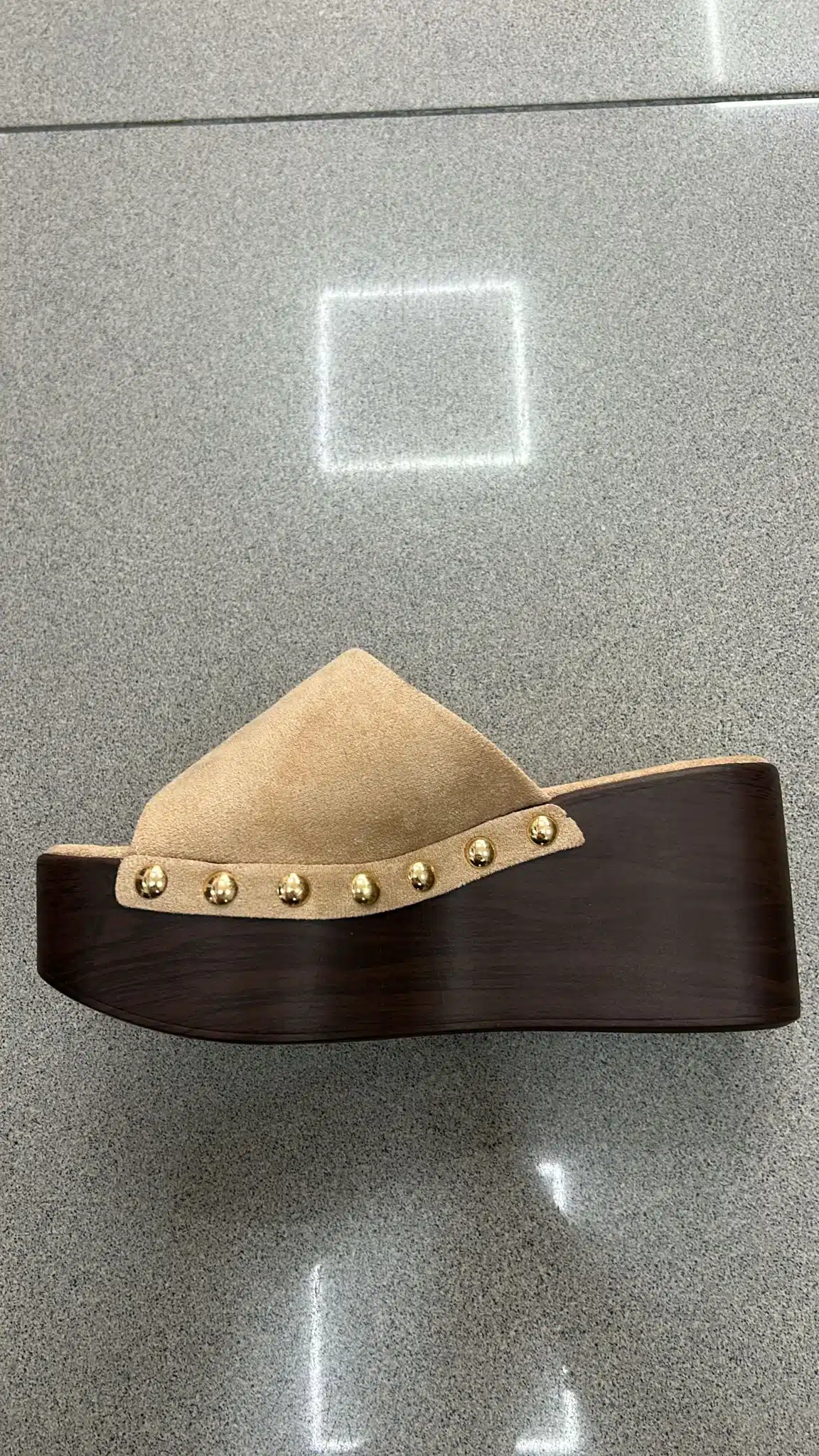 WhatsApp Image 2026-05-28 at 17.06.35 ZANCO MADERA ANTELINA LOW BEIGE - Imagen 1