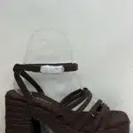 SANDALIA TIRAS TACON MARRON