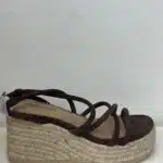 SANDALIA VIRAL CRUZADA MARRÓN