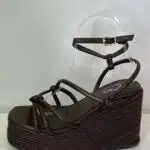 SANDALIA MARRÓN NUDOS