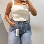 TOP CORTO LOW ESCOTE CUADRADO