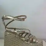 SANDALIA AMARRADA ALTAS DORADA