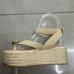SANDALIA ANILLO TACHE BEIGE
